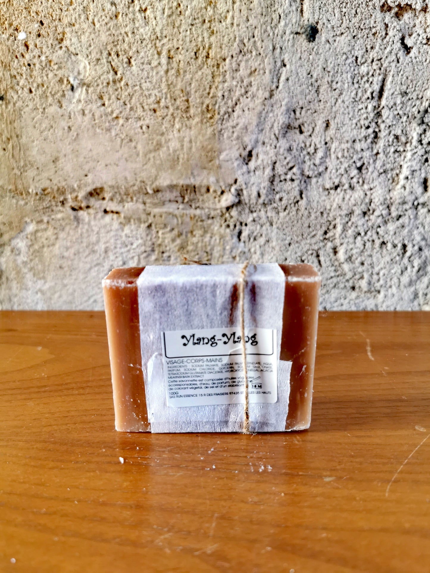 Savons aux Huiles Essentielles - Visage - Corps - Mains